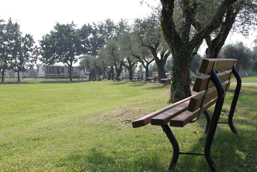 Camping Piantelle Moniga del Garda Buitenkant foto