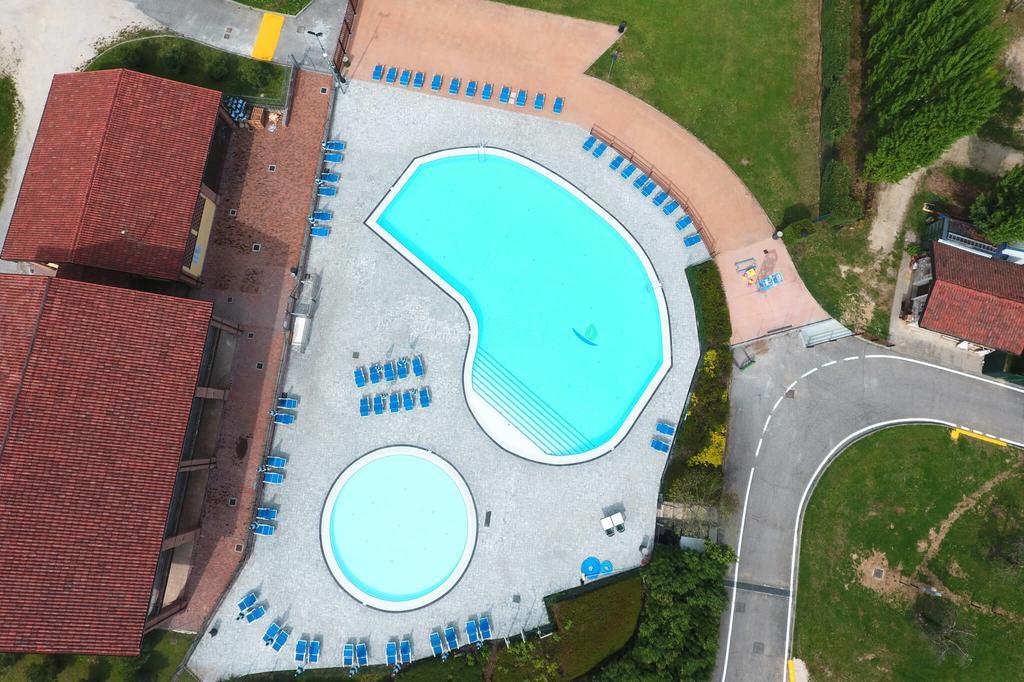 Camping Piantelle Moniga del Garda Buitenkant foto