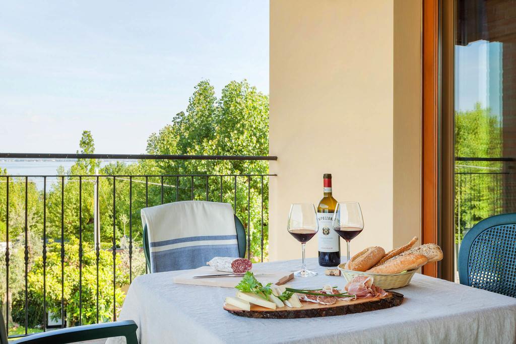 Camping Piantelle Moniga del Garda Buitenkant foto